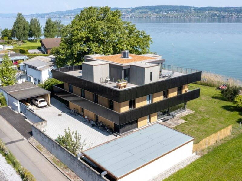 Balkon Solargeländer Mehrgenerationenhaus Zürich